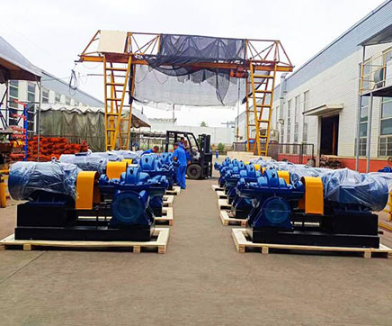 我司大批量泵產品出口巴基斯坦援建水電站供水裝車出發(fā)!